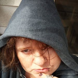 Meet your Posher, Sally